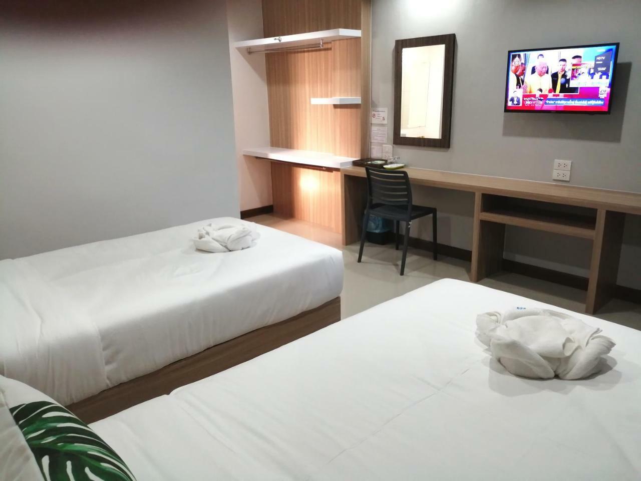 The Like Hotel Udon Thani Extérieur photo